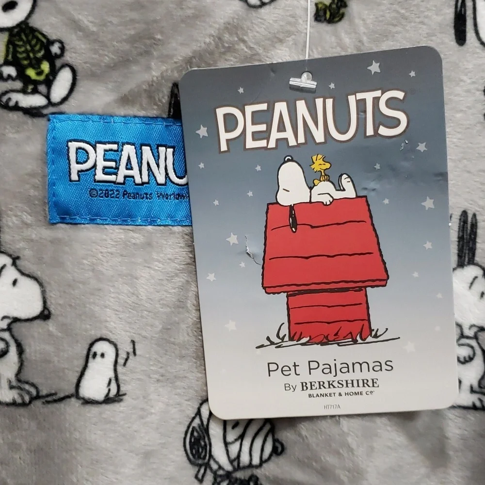 Peanuts by Berkshire Pet Pajamas Snoopy Light Gray NWT